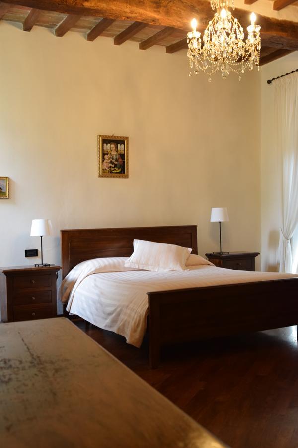 Bed and Breakfast Residenza Le Logge à Gubbio Extérieur photo